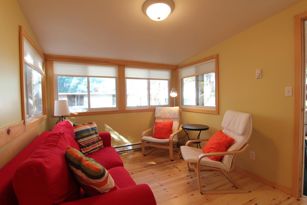 Birch Cliff Lodge On Baptiste Lake Highland Grove Bagian luar foto